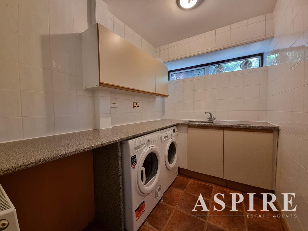 5 bedroom detached house for sale in Underhill Road, Benfleet, SS7