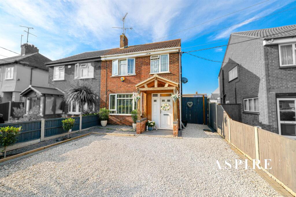 Main image of property: Somerset Avenue, Rochford, Essex