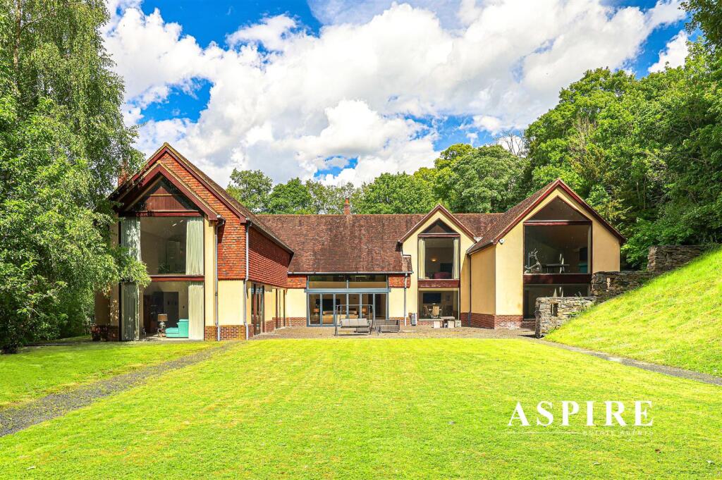 Main image of property: Taylors Hill, Chilham, Canterbury