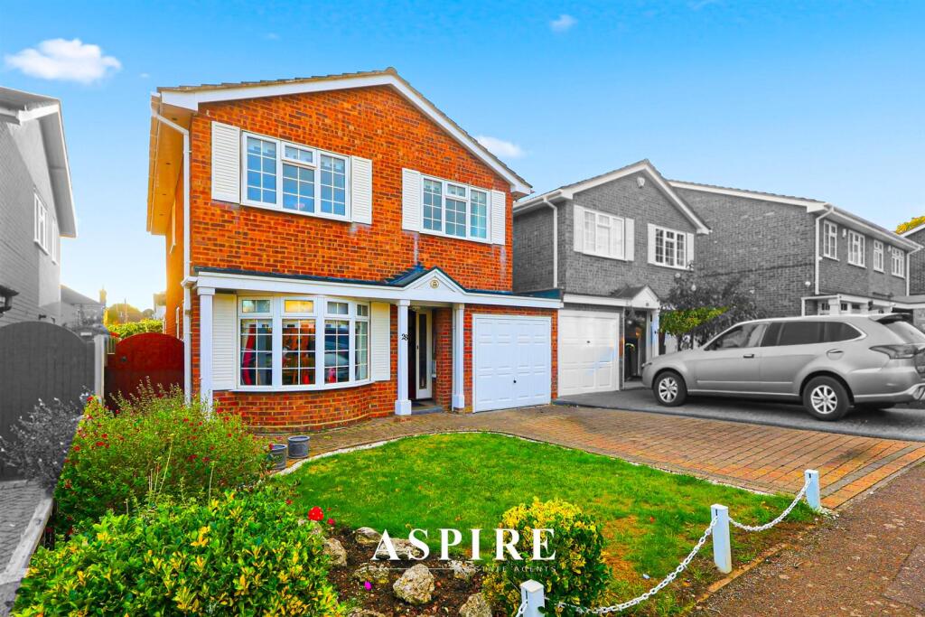 Main image of property: **Chain Free** The Limes, Rayleigh, SS6