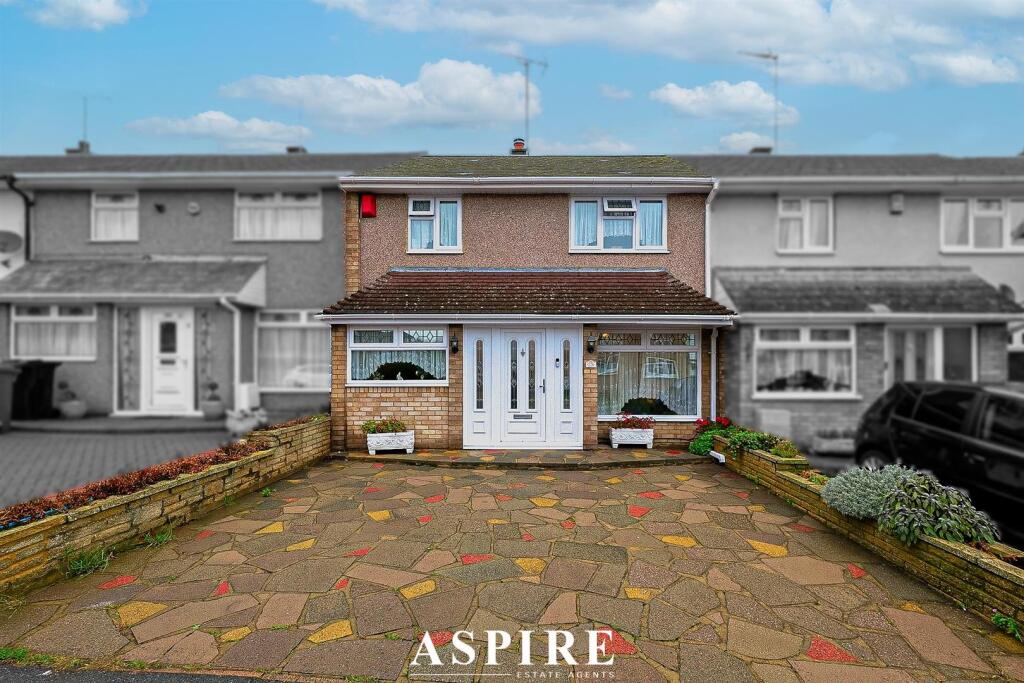 Main image of property: ***NO ONWARD CHAIN***Great Gregorie, Lee Chapel South, Basildon