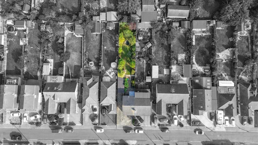 3 bedroom semidetached house for sale in Kimberley Road, Benfleet, SS7