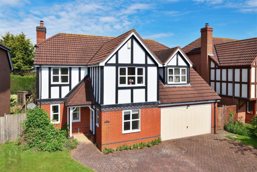 5 bedroom detached house for sale in Williams Mead, Bartestree
