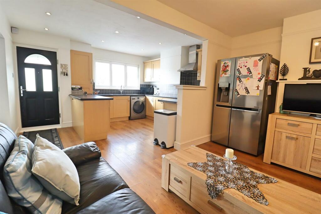 Additional property image - Convent Lane, Braintree