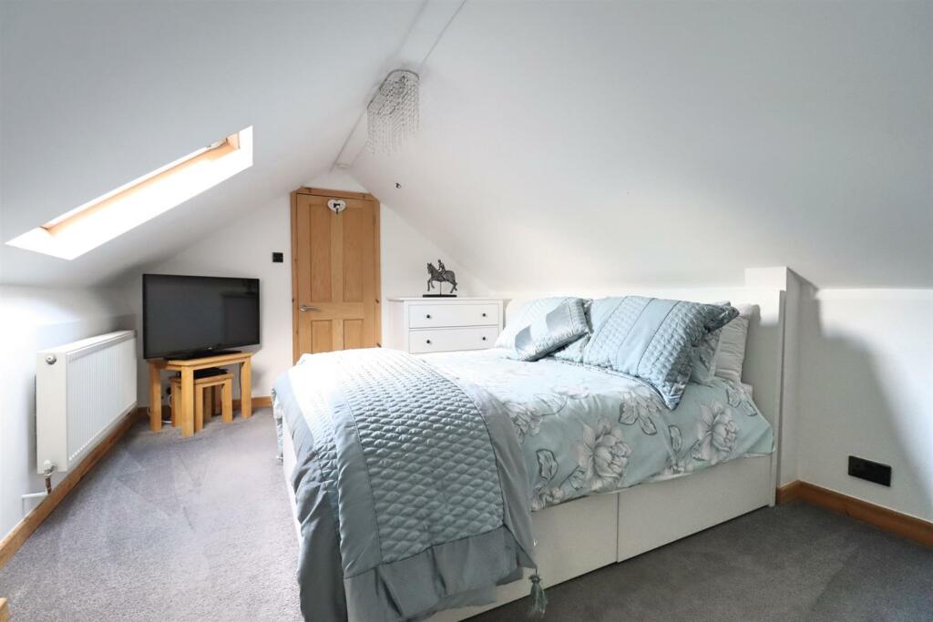 Additional property image - Convent Lane, Braintree