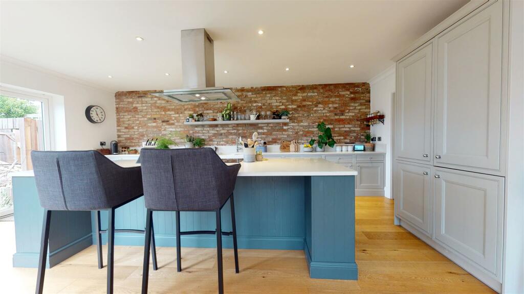 Additional property image - Oaklea Avenue, Chelmsford