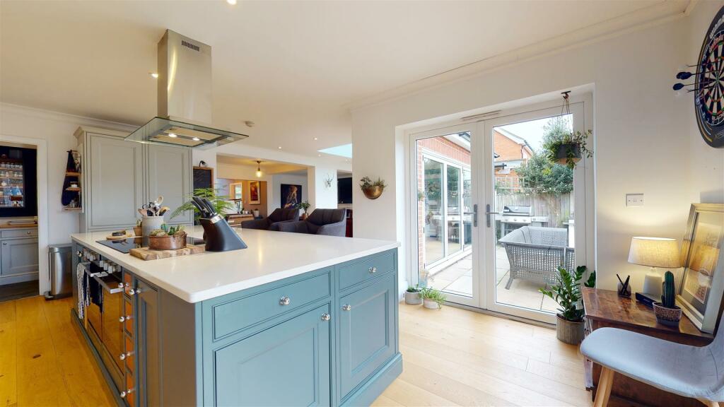 Additional property image - Oaklea Avenue, Chelmsford