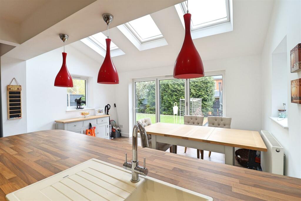 Additional property image - Chatsworth Avenue, Great Notley, Braintree