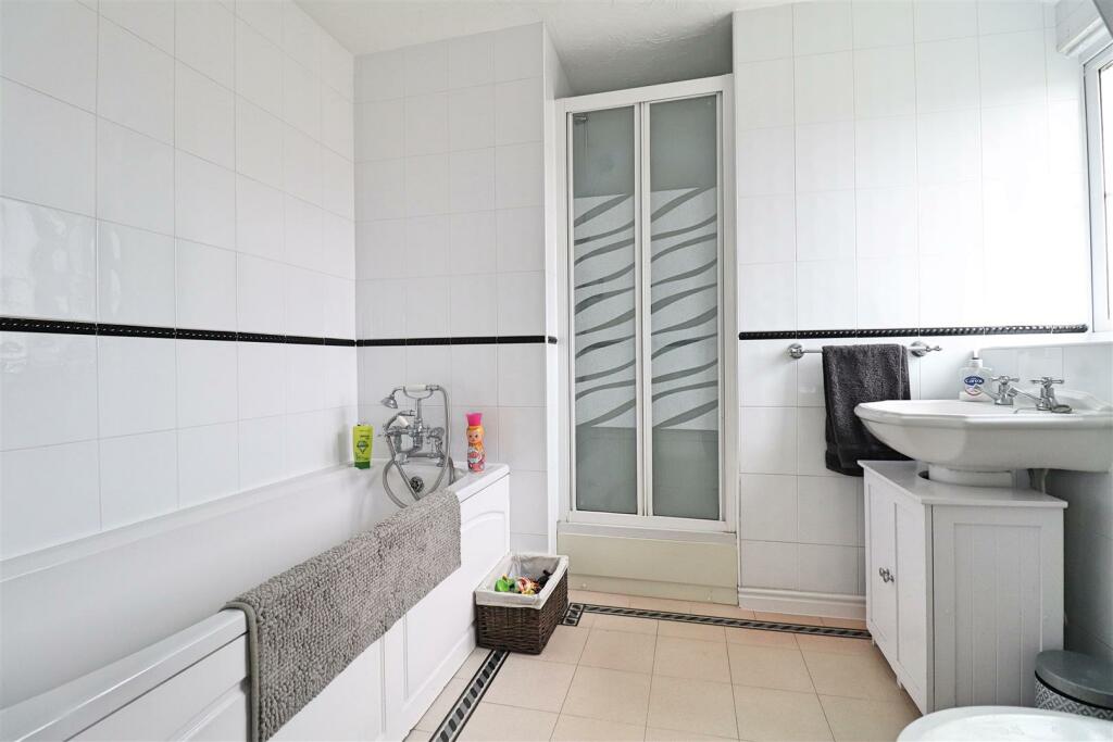 Additional property image - Chatsworth Avenue, Great Notley, Braintree