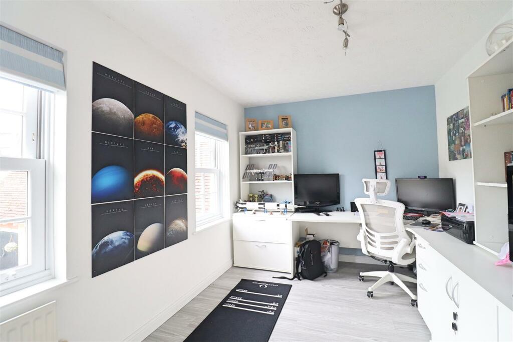 Additional property image - Chatsworth Avenue, Great Notley, Braintree