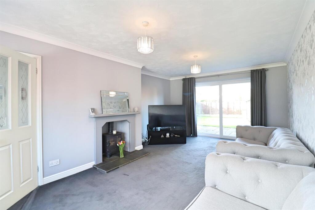 Additional property image - Oaklands Close, Braintree