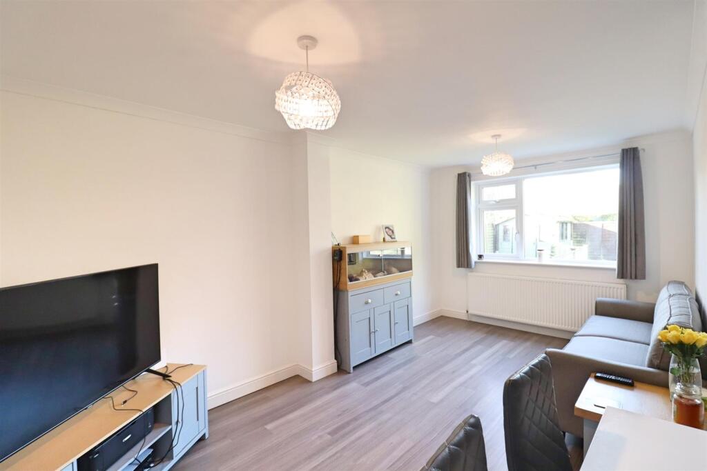 Additional property image - Oaklands Close, Braintree
