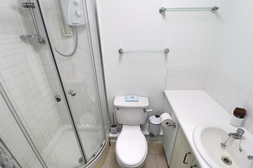 Additional property image - Oaklands Close, Braintree