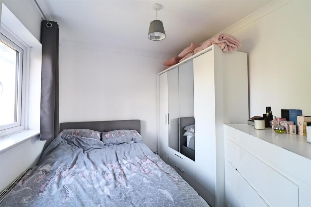 Additional property image - Oaklands Close, Braintree