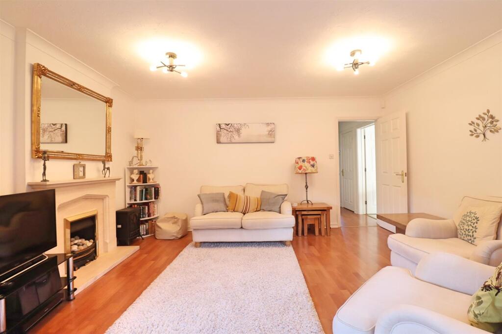 Additional property image - Petworth Close, Great Notley, Braintree
