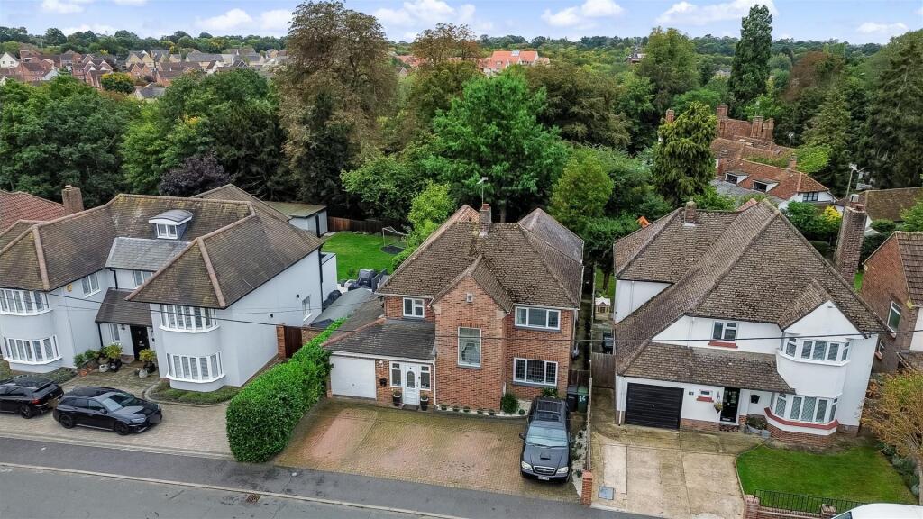 Main image of property: Marshalls Road, Braintree