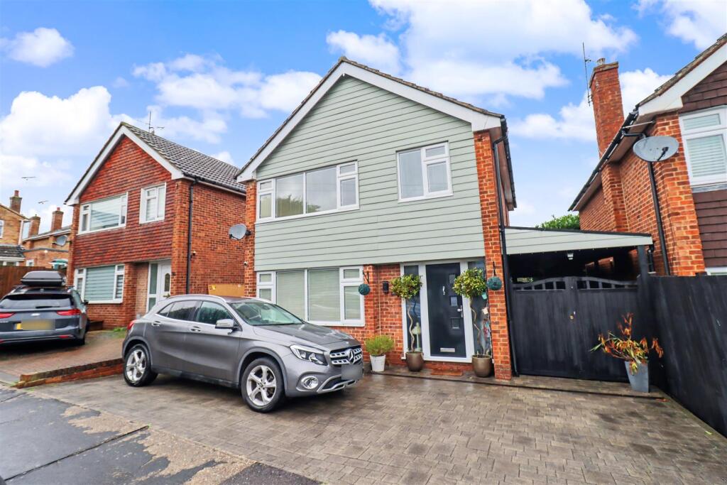 Main image of property: Connaught Gardens, Braintree