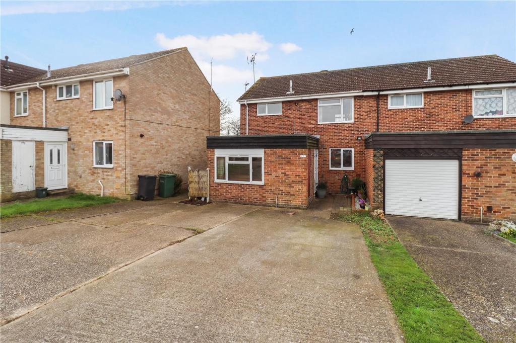 4 bedroom semidetached house for sale in Lister Road, Braintree, CM7