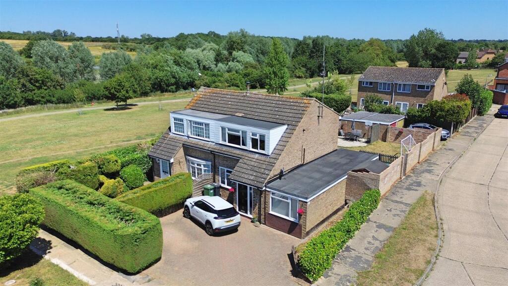 Main image of property: Gilbert Way, Braintree