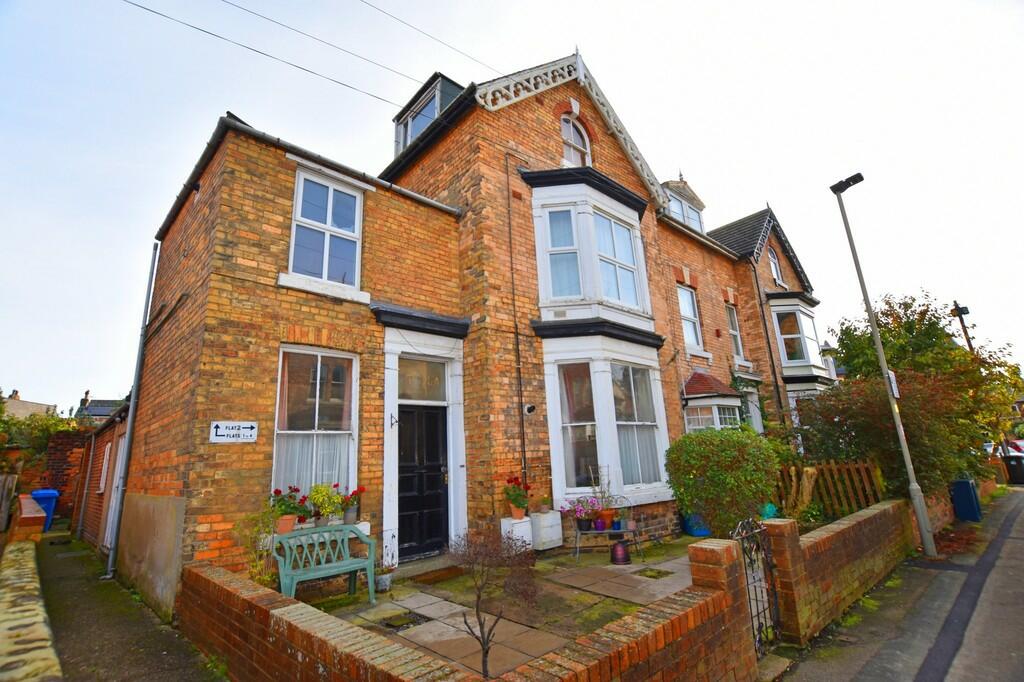 Main image of property: New Parks Crescent, Falsgrave, Scarborough