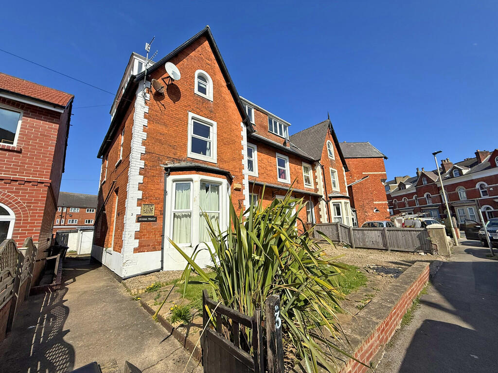 Main image of property: Avenue Road, Scarborough