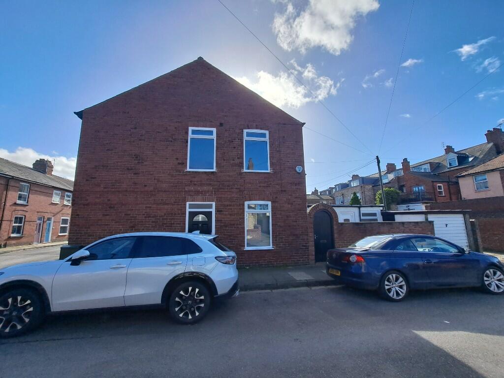 2 bedroom end of terrace house for rent in Inman Terrace, York, North Yorkshire, YO26