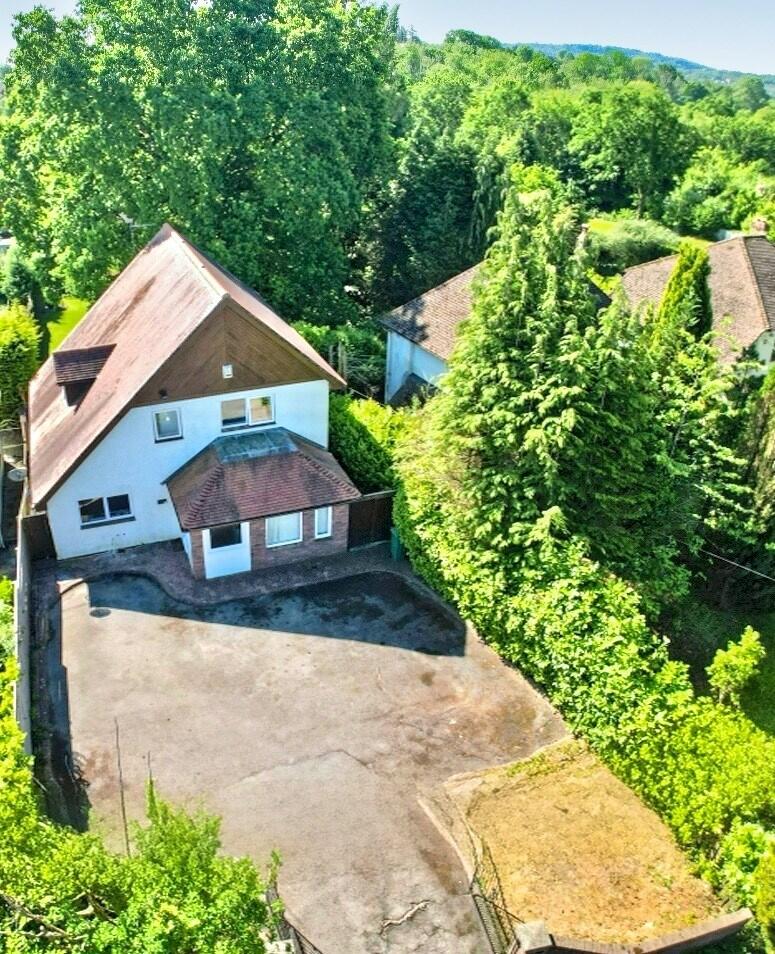 Main image of property: Fairways, Pentre Lane, Llantarnam, Cwmbran, NP44 3AP