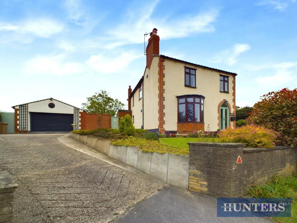 4 bedroom house for sale in Hull Road, Skirlaugh, Hull, HU11 5AA, HU11