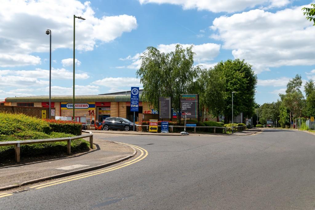 Trade counter to lease in Unit 12, Raynham Close, Stortford