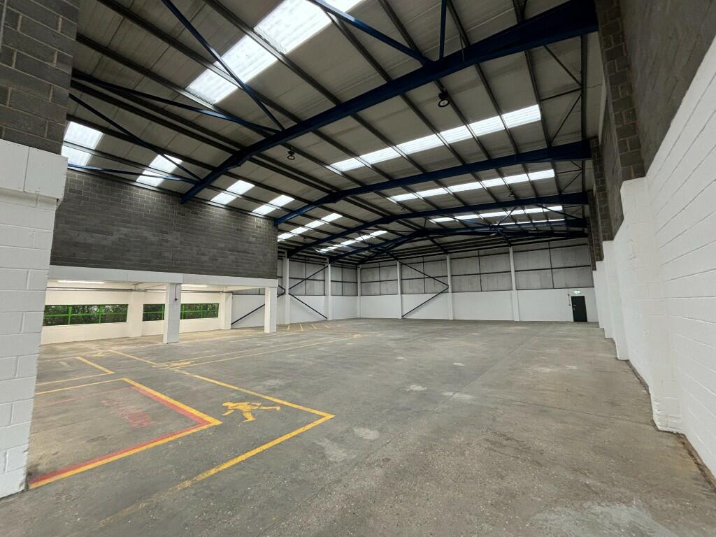 Additional property image - 5 The Spire Green Centre, Harlow, Essex, CM19 5TR