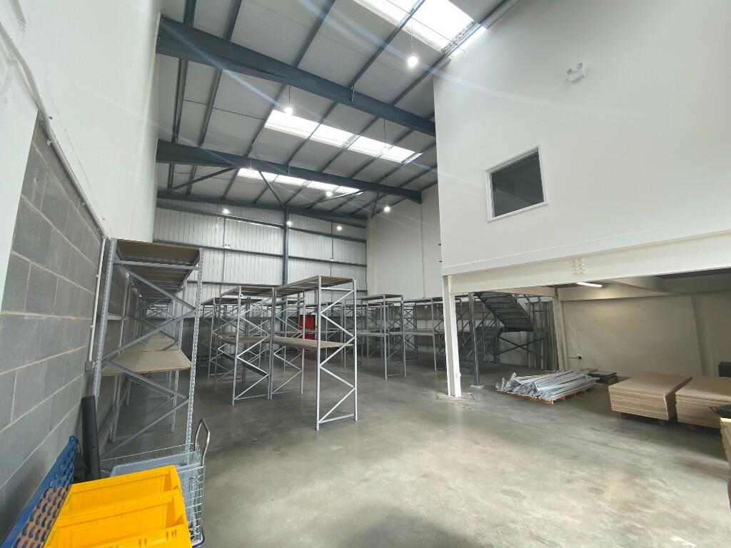 Additional property image - 5 M11 Business Link, Parsonage Lane, Stansted, Essex, CM24 8GF