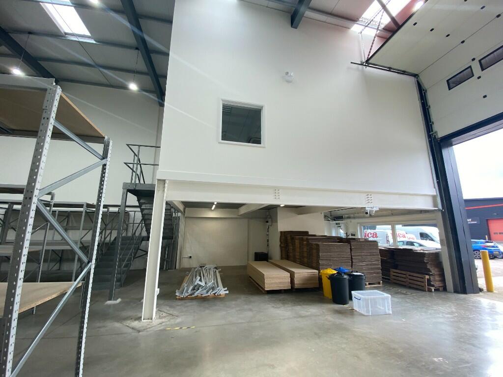 Additional property image - 5 M11 Business Link, Parsonage Lane, Stansted, Essex, CM24 8GF