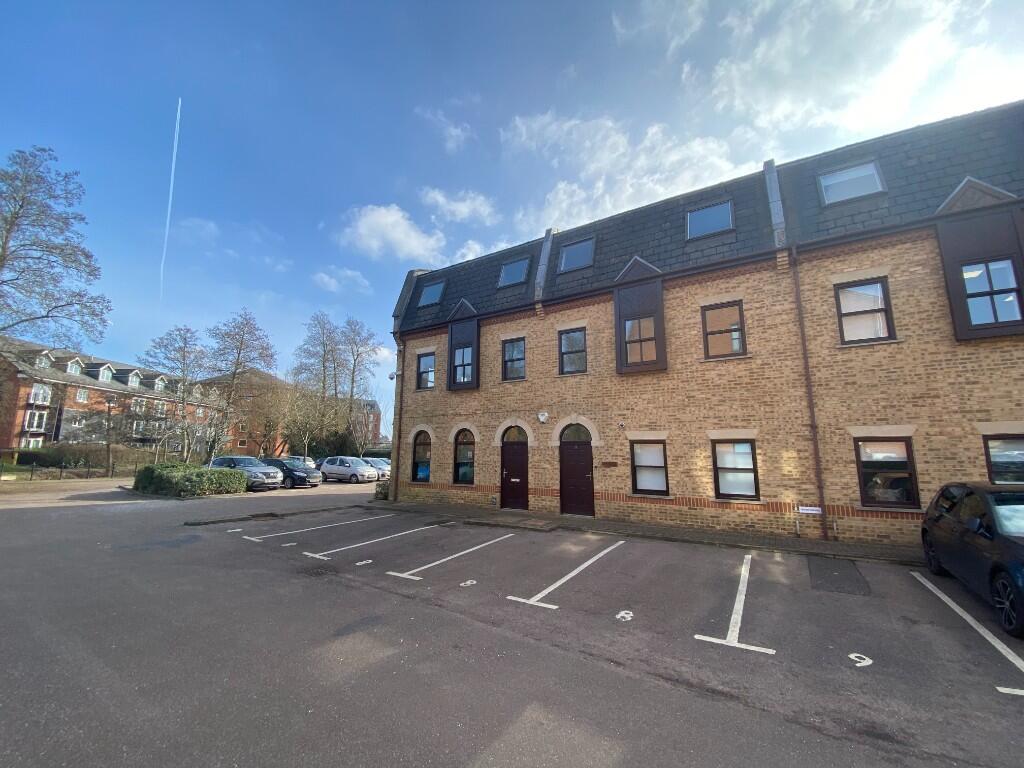 Main image of property: 7-8 Ducketts Wharf, South Street, Bishop's Stortford, Hertfordshire, CM23 3AR