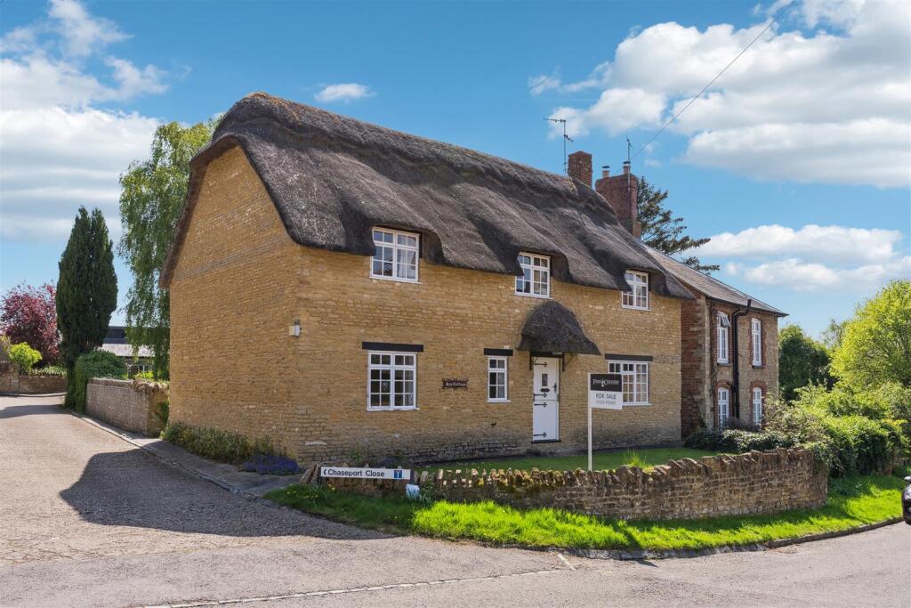 Main image of property: Common Street, Ravenstone