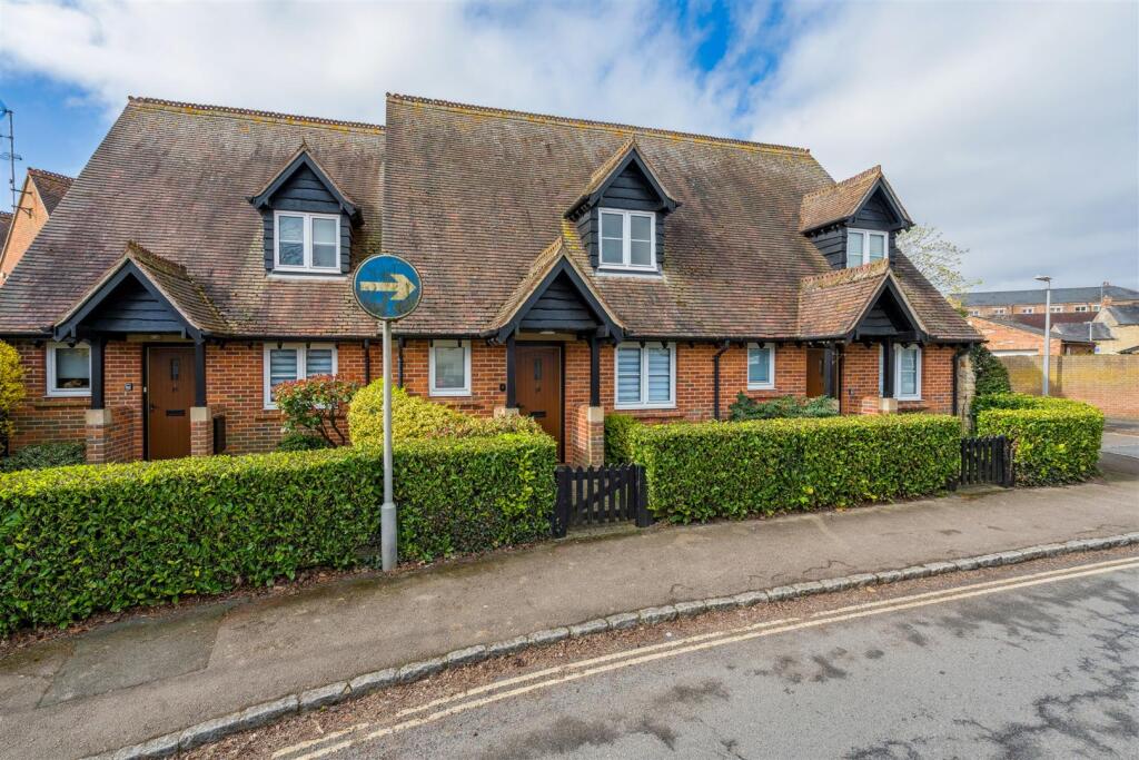 Main image of property: Silver End, Olney