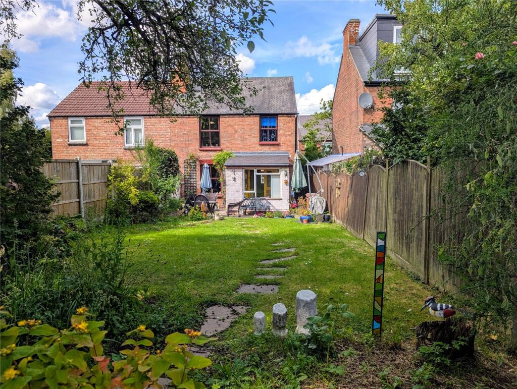 Main image of property: West View Road, Carlton, Nottingham, Nottinghamshire, NG4