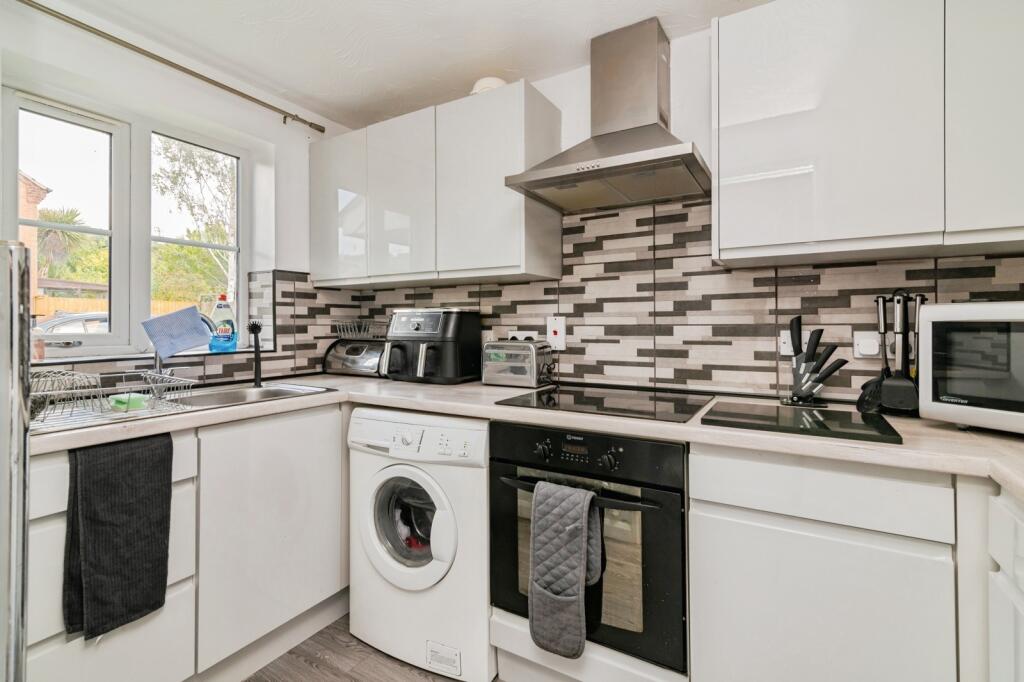 Main image of property: Hotspur Drive, NOTTINGHAM, Nottinghamshire, NG4