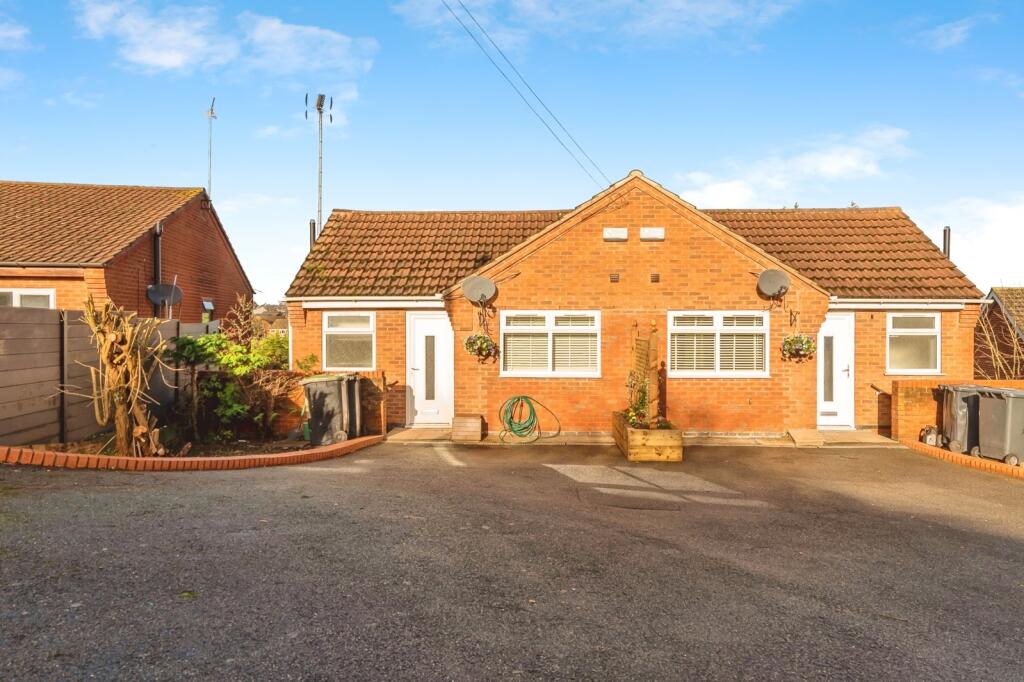 Main image of property: Southdale Road, Carlton, Nottingham, Nottinghamshire, NG4