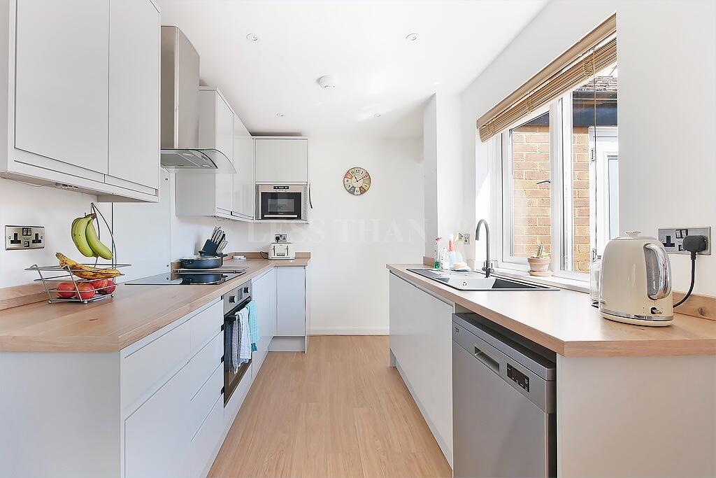 Main image of property: KIMBLE CLOSE - NN4