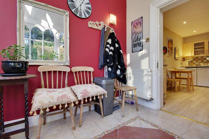 Additional property image - Character Flat, Meyrick Park, Bournemouth