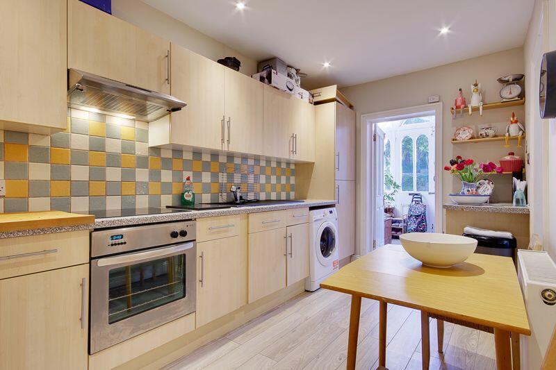 Additional property image - Character Flat, Meyrick Park, Bournemouth