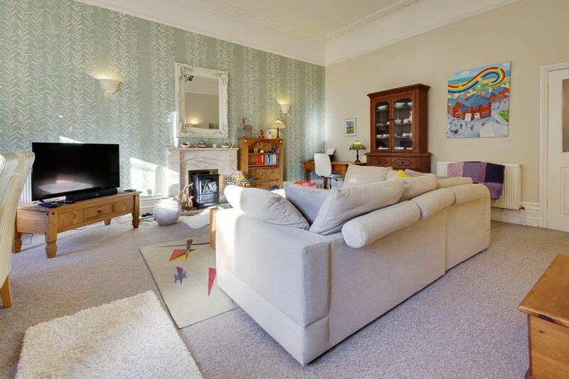 Additional property image - Character Flat, Meyrick Park, Bournemouth