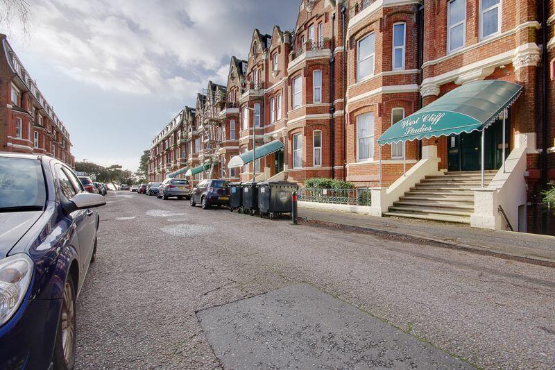 Additional property image - Westcliff Studios, Bournemouth (Nr. Beaches).