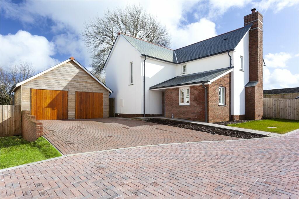 4 bedroom detached house for sale in Sealey Court, Roborough, Winkleigh