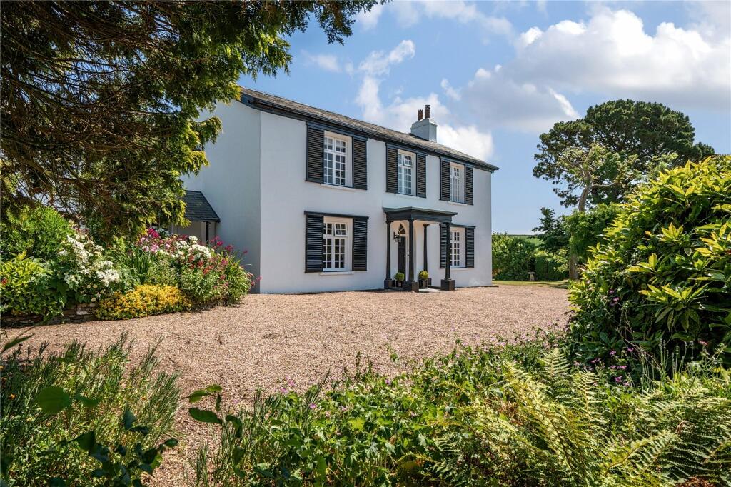 6 bedroom detached house for sale in Eastleigh, Bideford, Devon, EX39