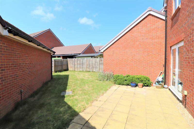 Additional property image - Violet Close, Worthing