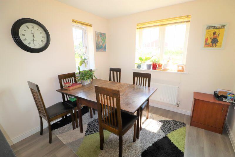 Additional property image - Violet Close, Worthing