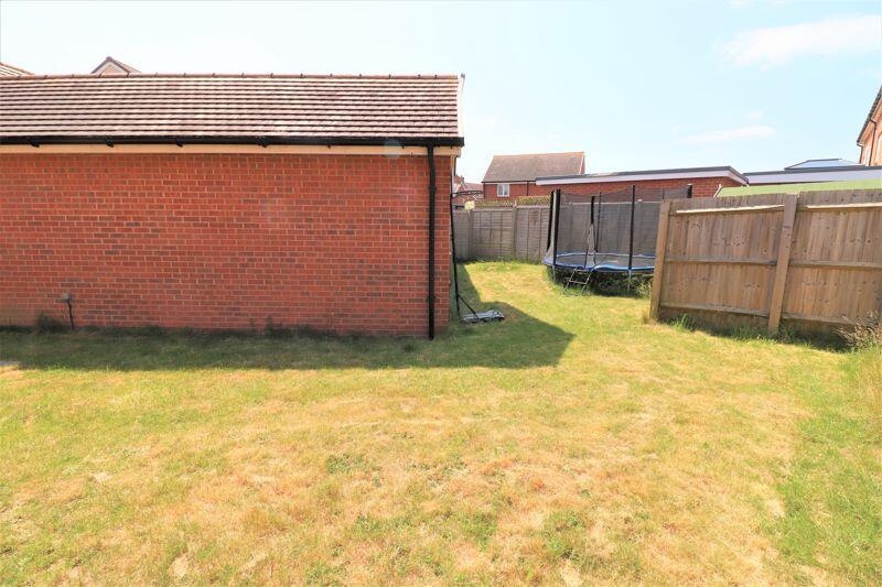 Additional property image - Violet Close, Worthing