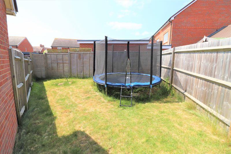 Additional property image - Violet Close, Worthing