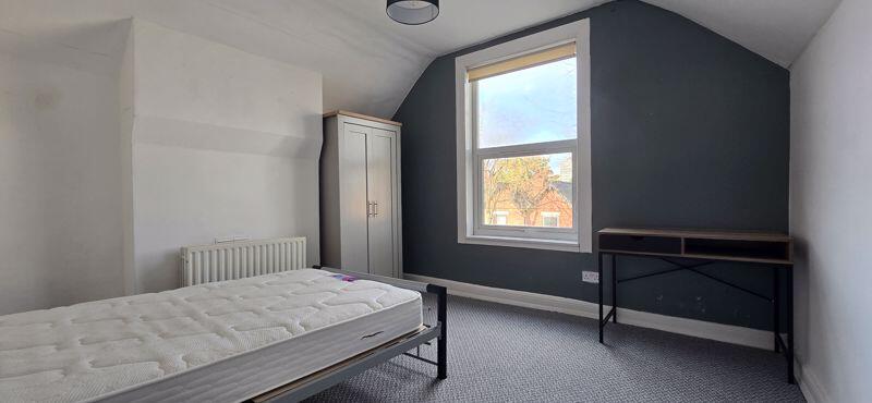 Main image of property: Beeston Road, Nottingham